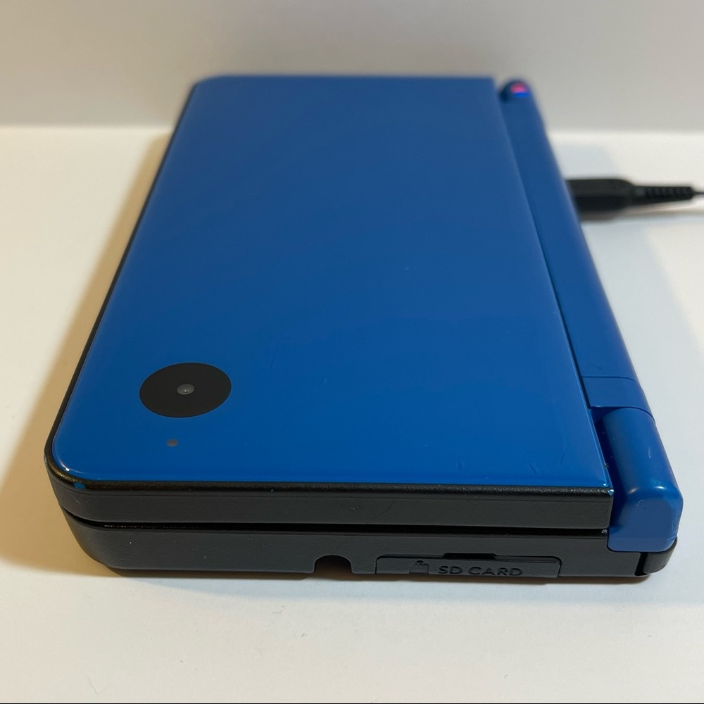 SOLD (1)Nintendo DSi XL Midnight Blue (1)NEW🔌 (1)NEW 32GB CARD (7)Games! - Picture 7 of 15